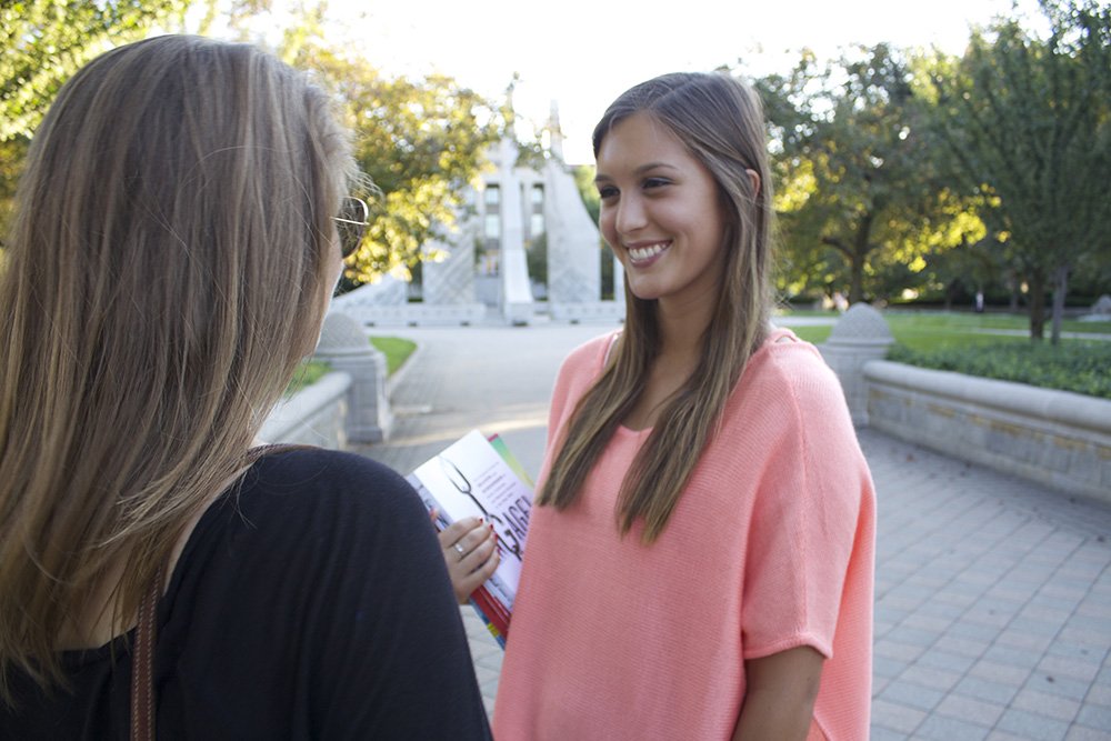 the lala talking between classes?width=698&height=466&fit=crop&auto=webp&dpr=4