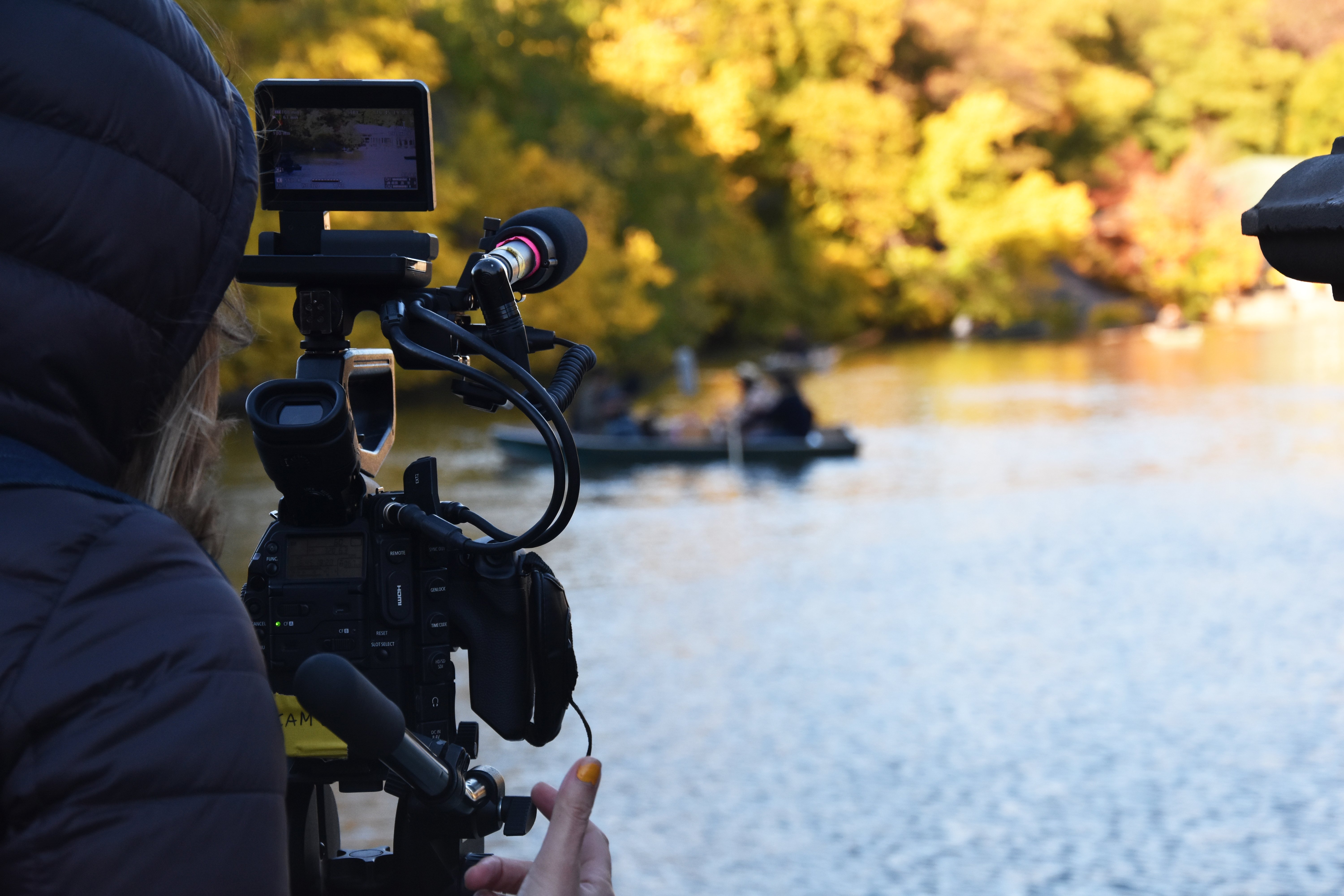 anna thetard filming in the park?width=698&height=466&fit=crop&auto=webp&dpr=4