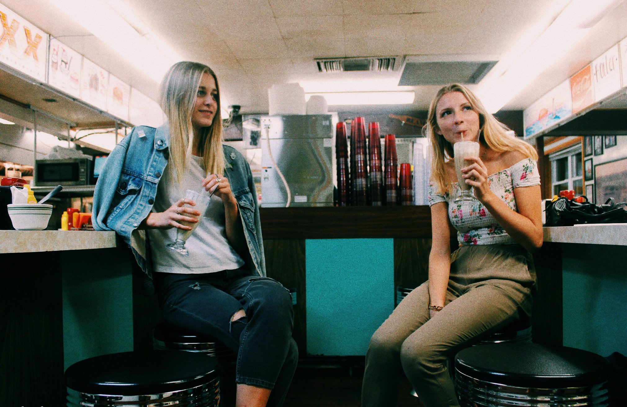 Anna Schultz-Grainy Film Image Girls In Diner