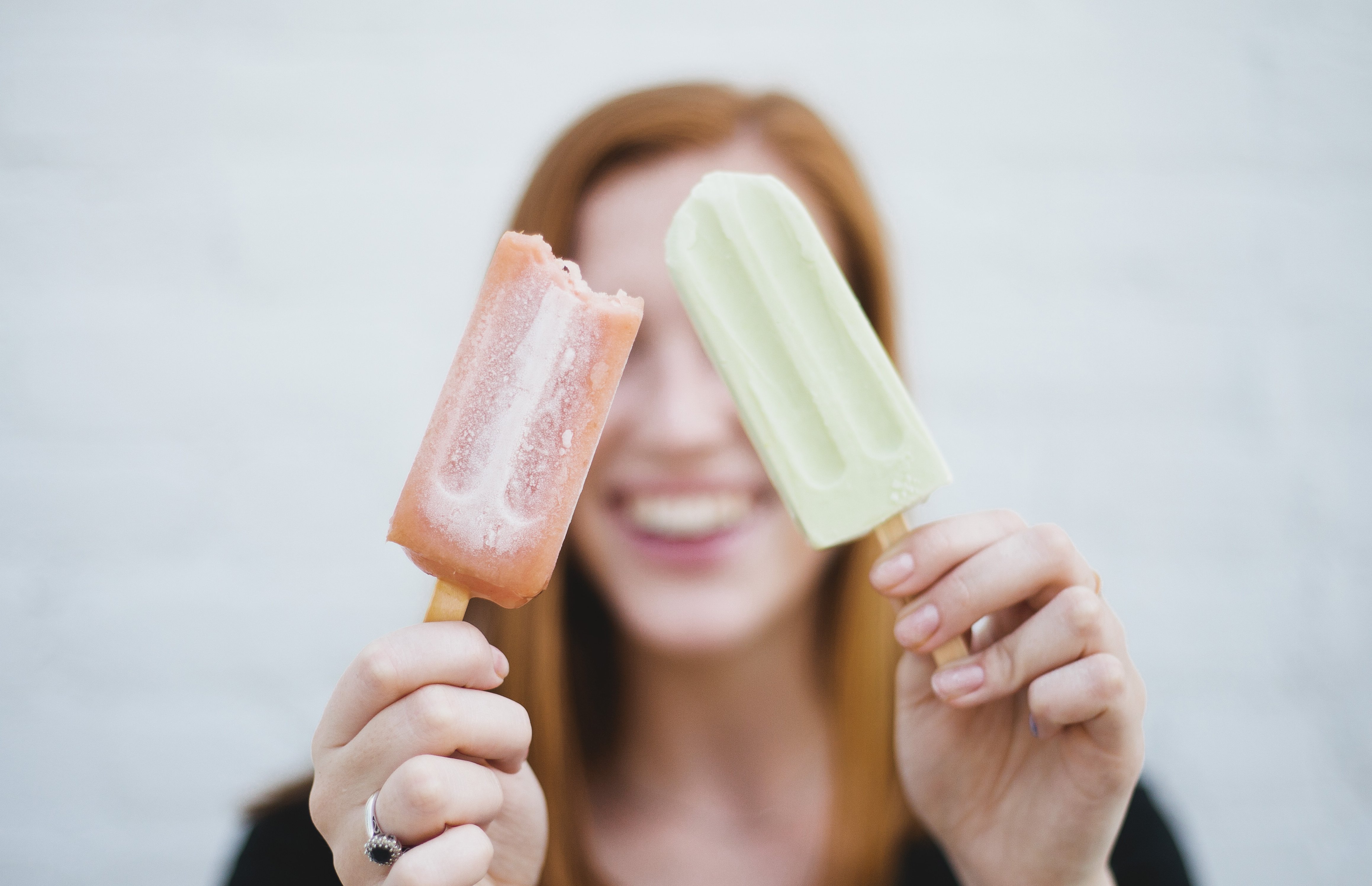 Molly Peach-Girl With Popsicles