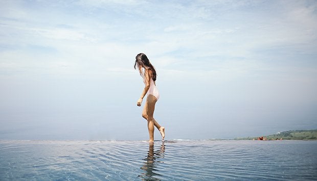 Summer Girl Hawaii Swimsuit Walking Water Cool
