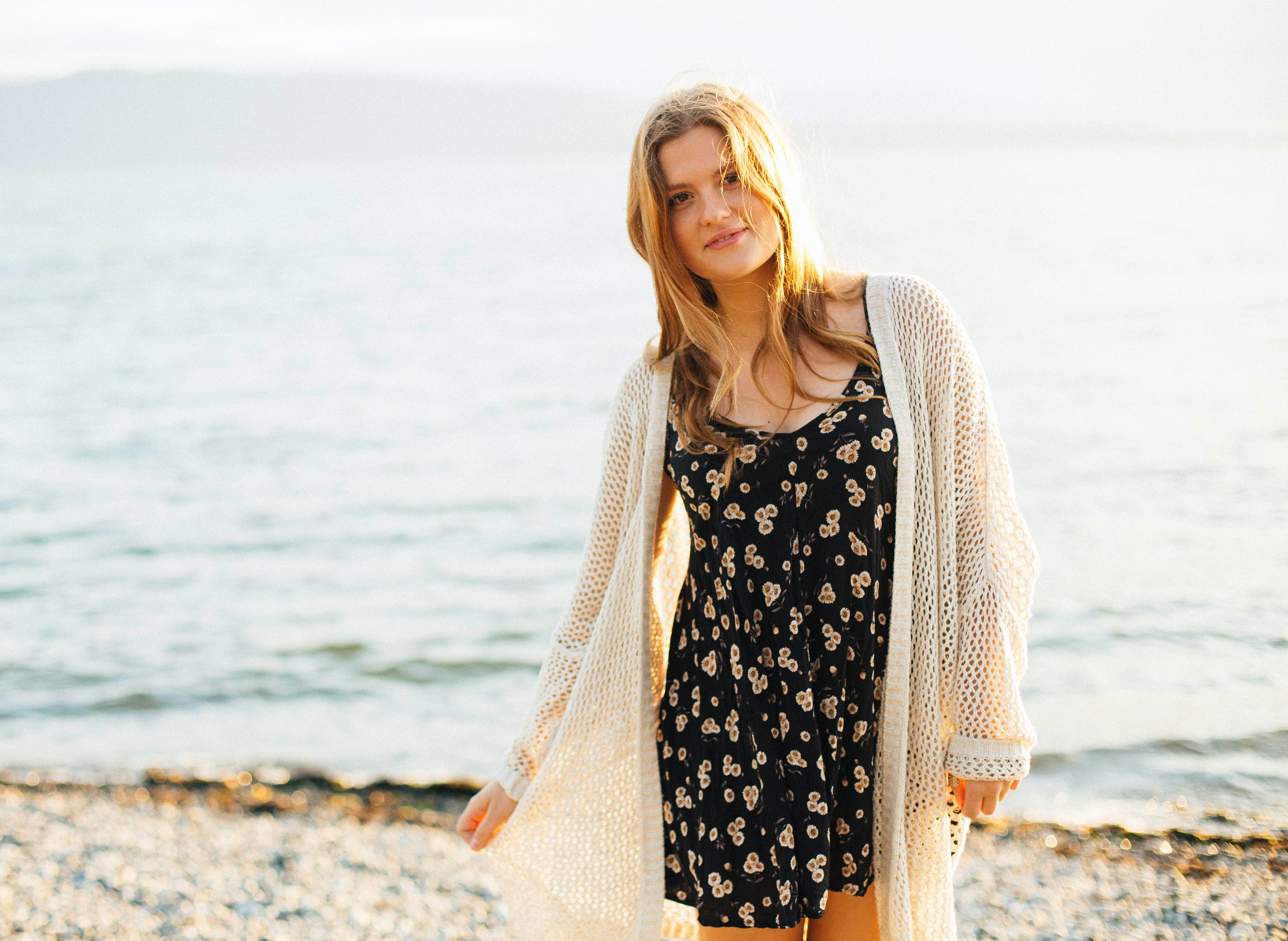 breanna coon girl on beach in sundress?width=698&height=466&fit=crop&auto=webp&dpr=4