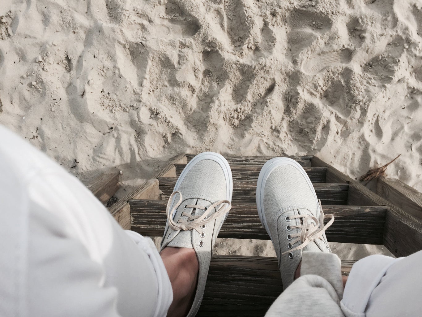 Sneakers Sand White Pants