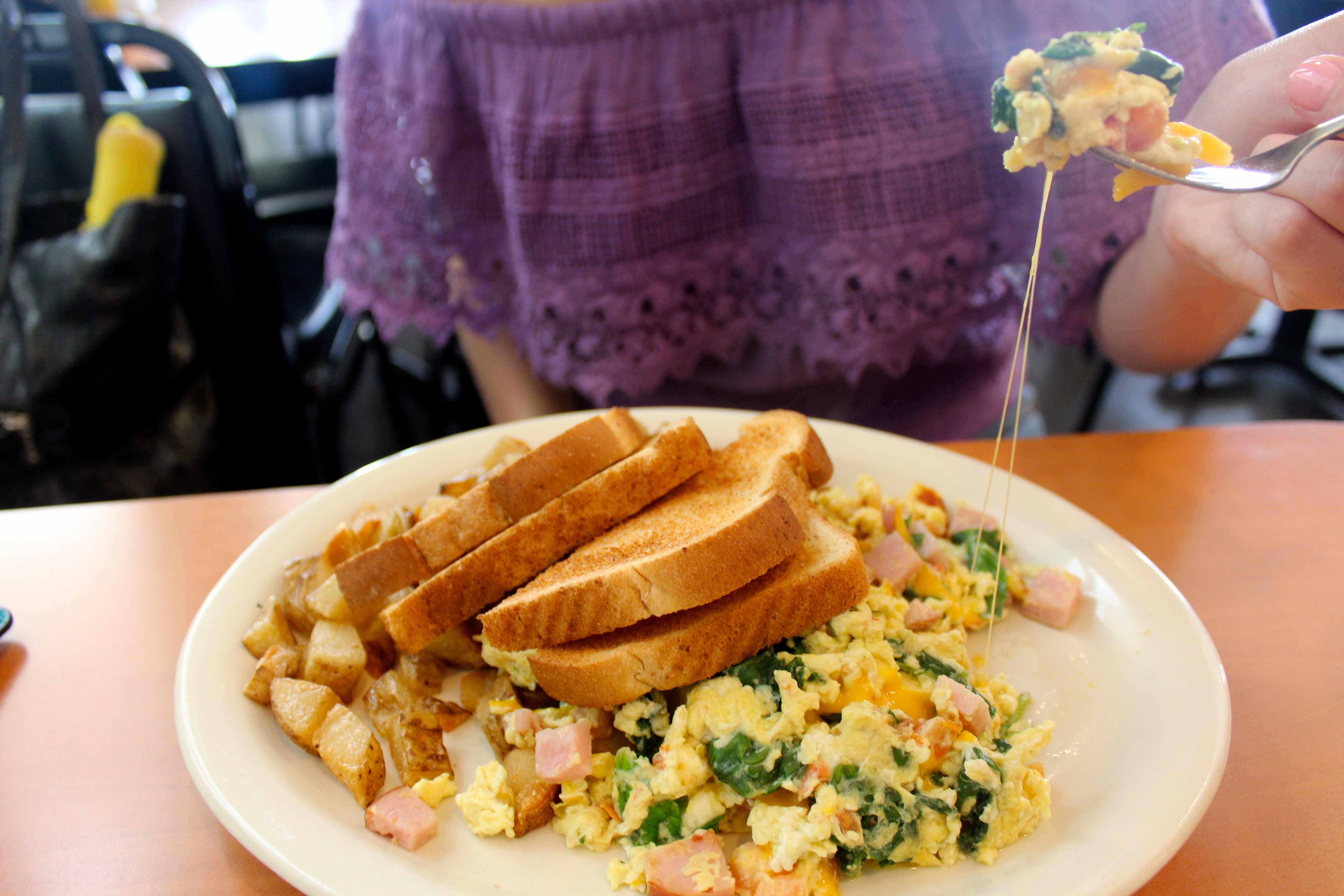 Kelsey Emery toast scrambler?width=698&height=466&fit=crop&auto=webp&dpr=4