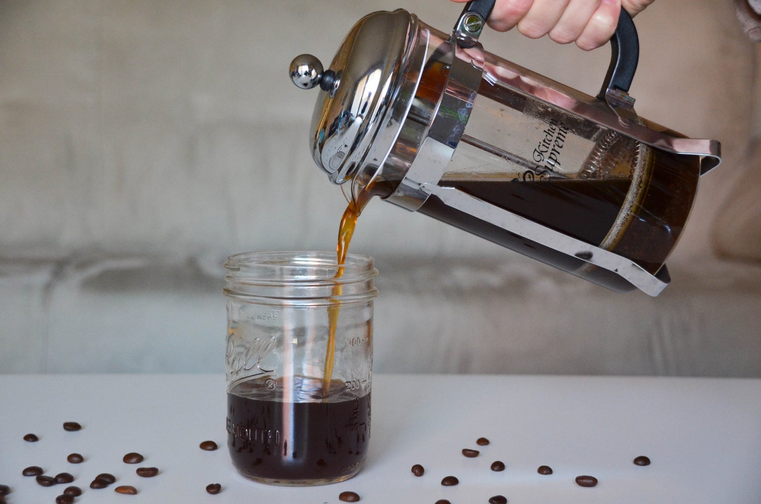 Coldbrew French Press Pouring Coffee