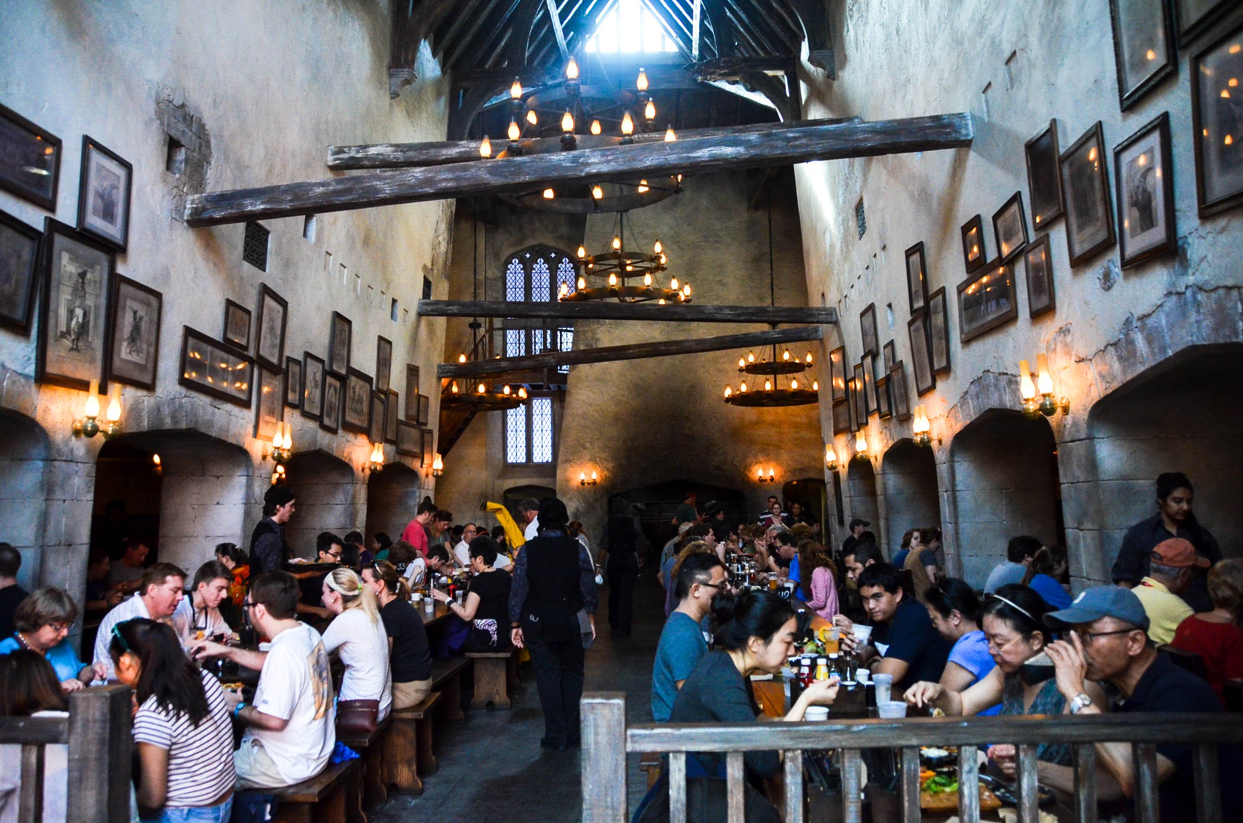 Harry Potter World Leaky Cauldron