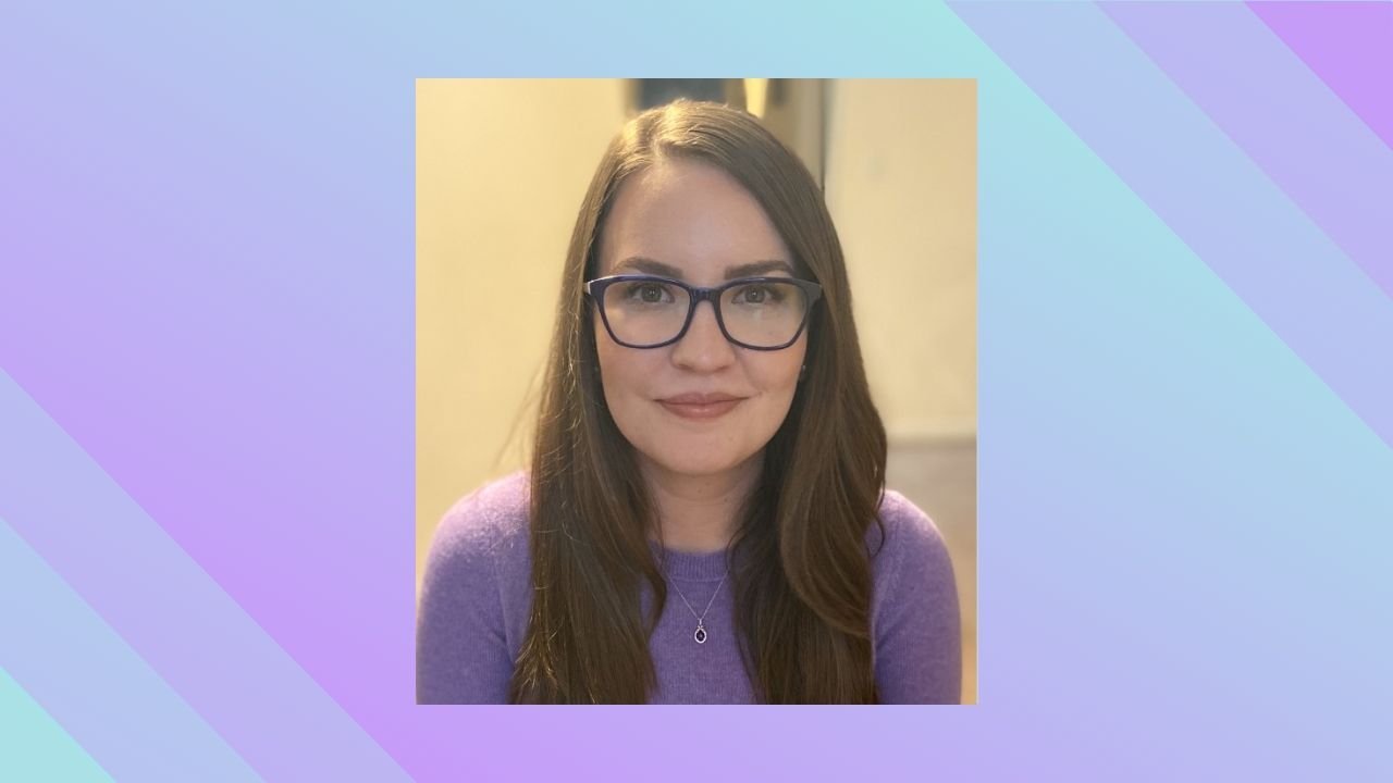 Amber Cresgy rep image with border