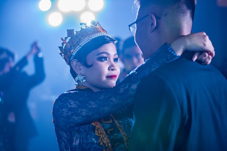 prom picture 3jpg by Lance Matthew Pahang on Unsplash?width=698&height=466&fit=crop&auto=webp&dpr=4