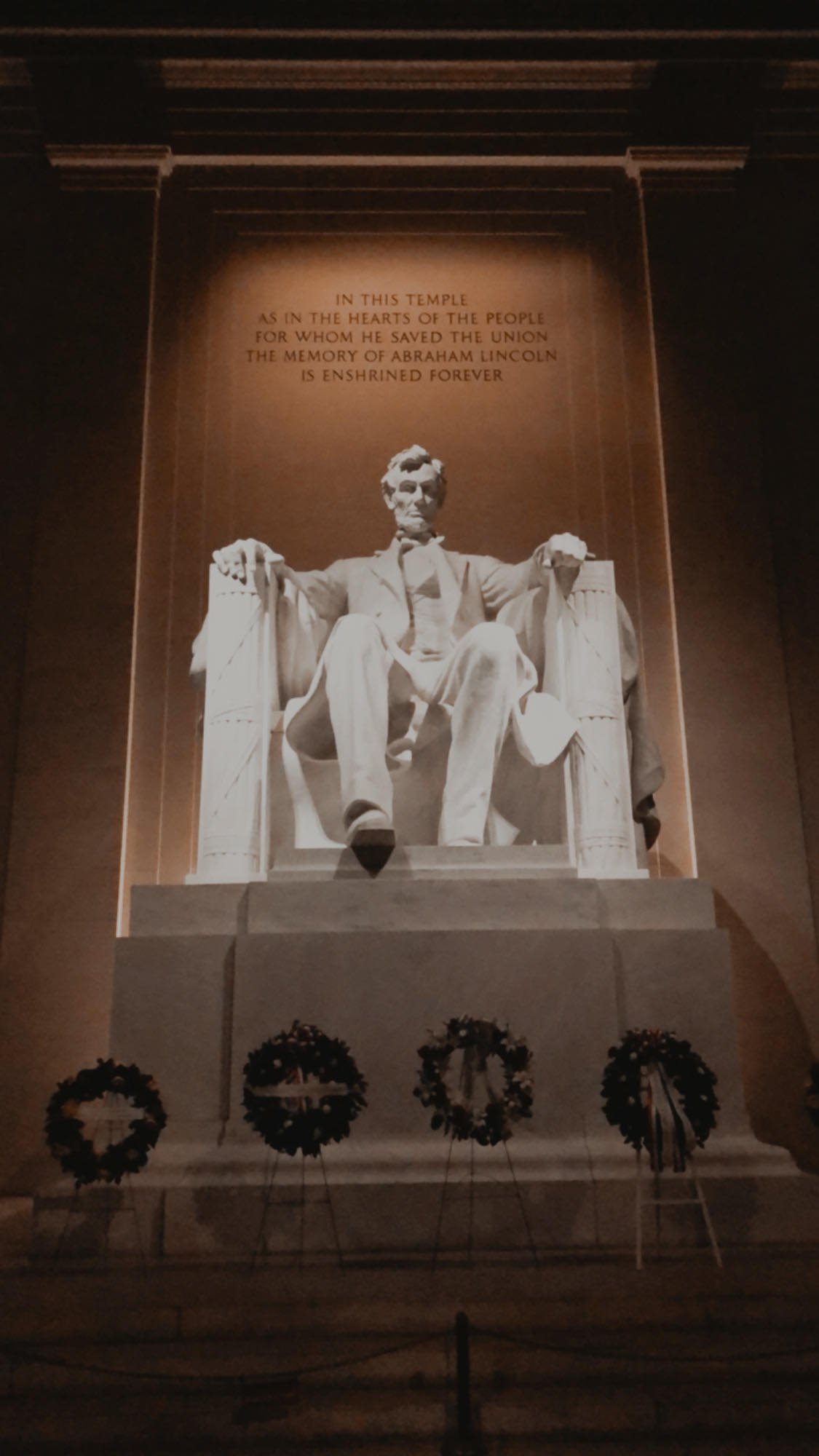 Statue of Abraham Lincoln