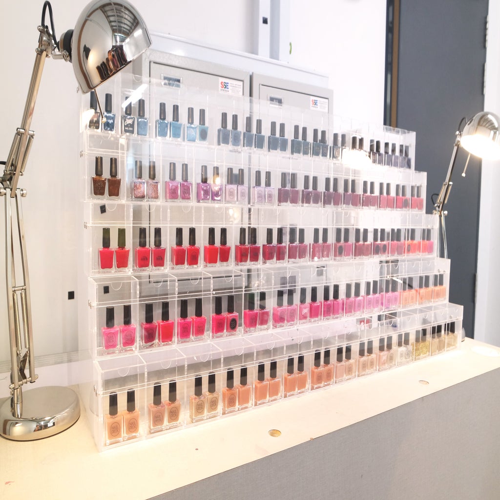 Her Campus X Nail Deck Creating Colours