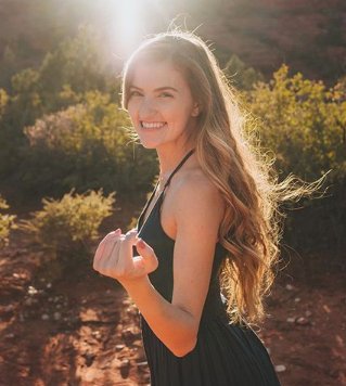 Hannah?width=1024&height=1024&fit=cover&auto=webp&dpr=4