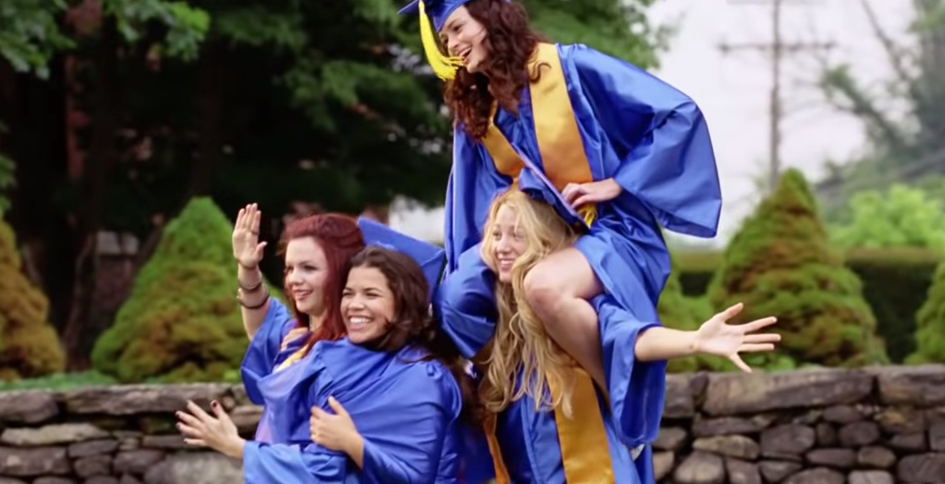 The Sisterhood of the Traveling Pants graduation scene?width=698&height=466&fit=crop&auto=webp&dpr=4