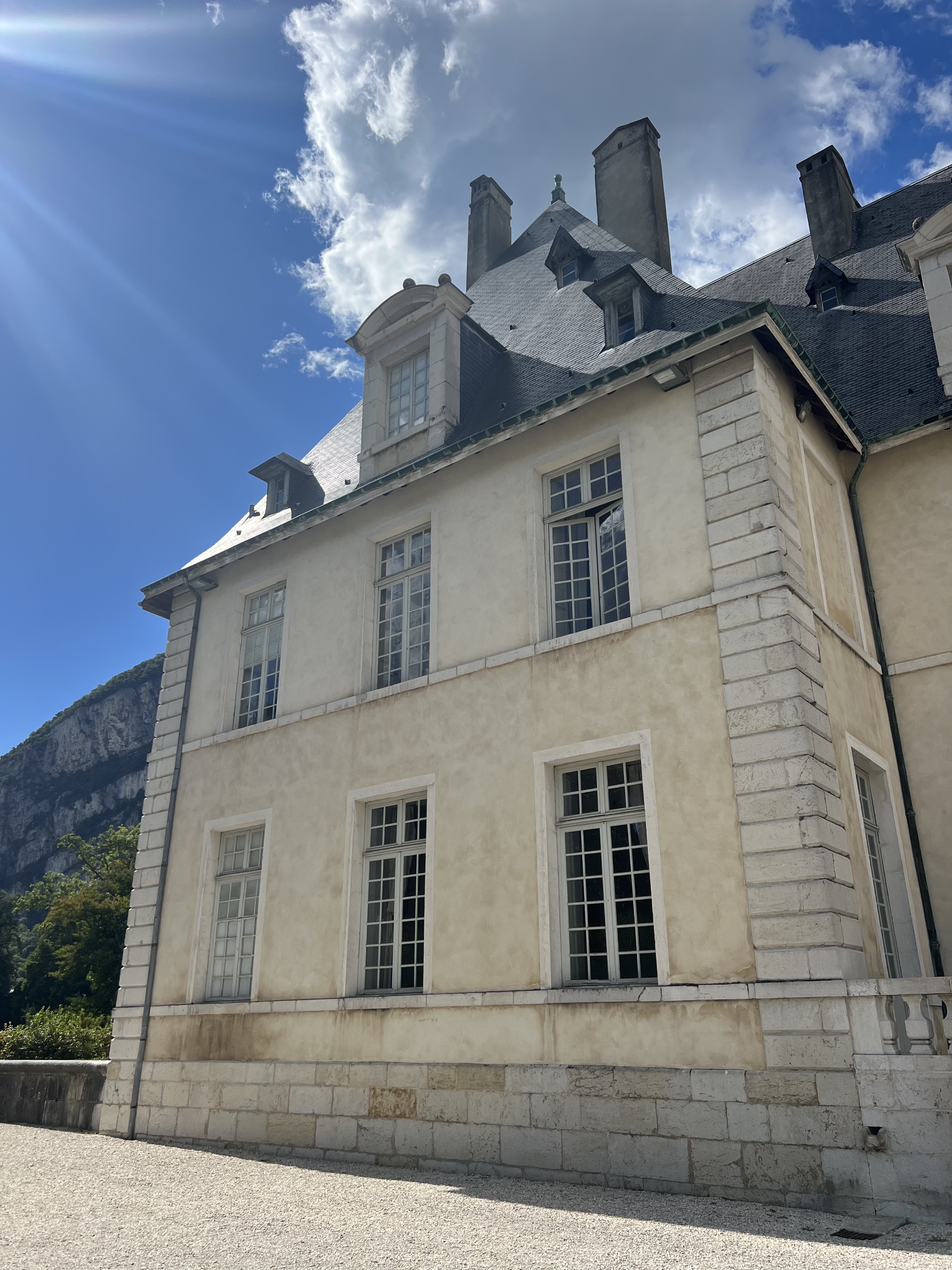 chateau de sassenage exterior 1