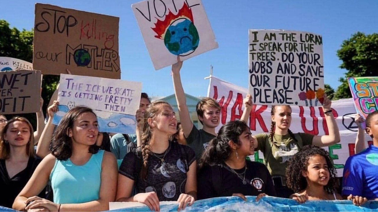 Untitled design 2 2png?width=698&height=466&fit=crop&auto=webp&dpr=4