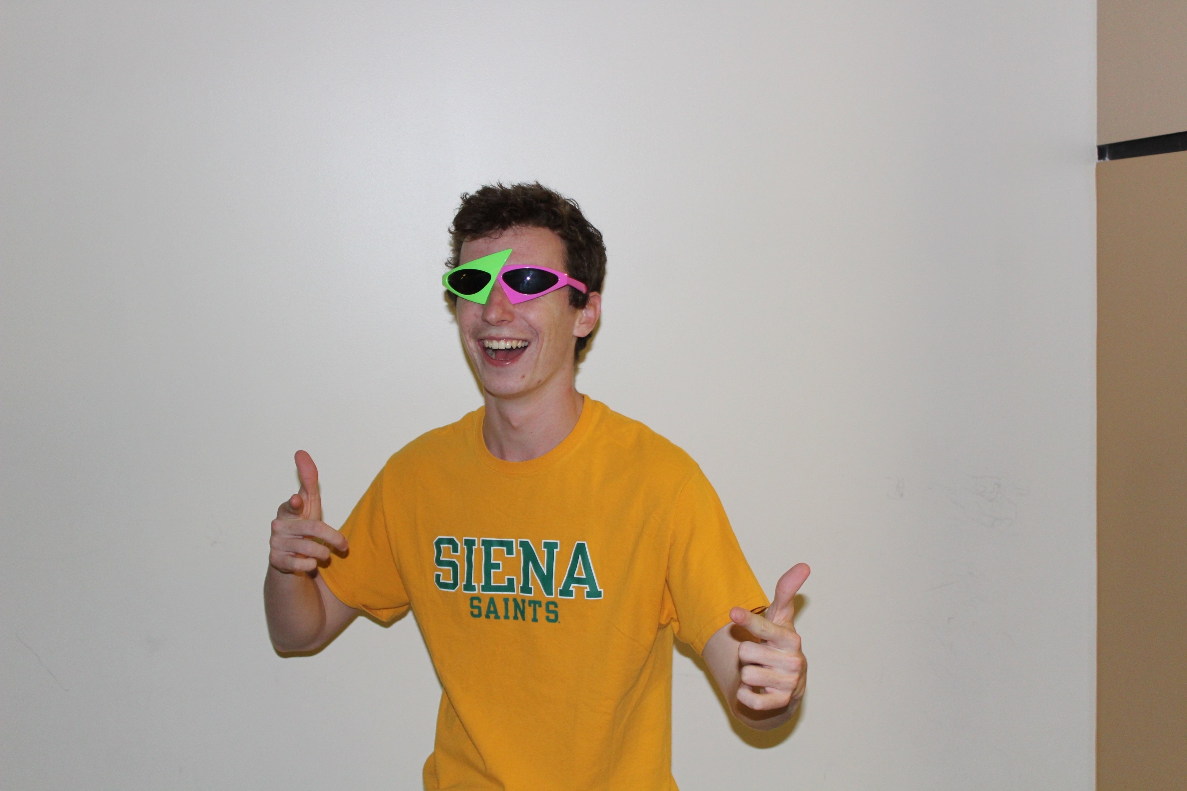 mrsMIKEAjpeg?width=698&height=466&fit=crop&auto=webp&dpr=4