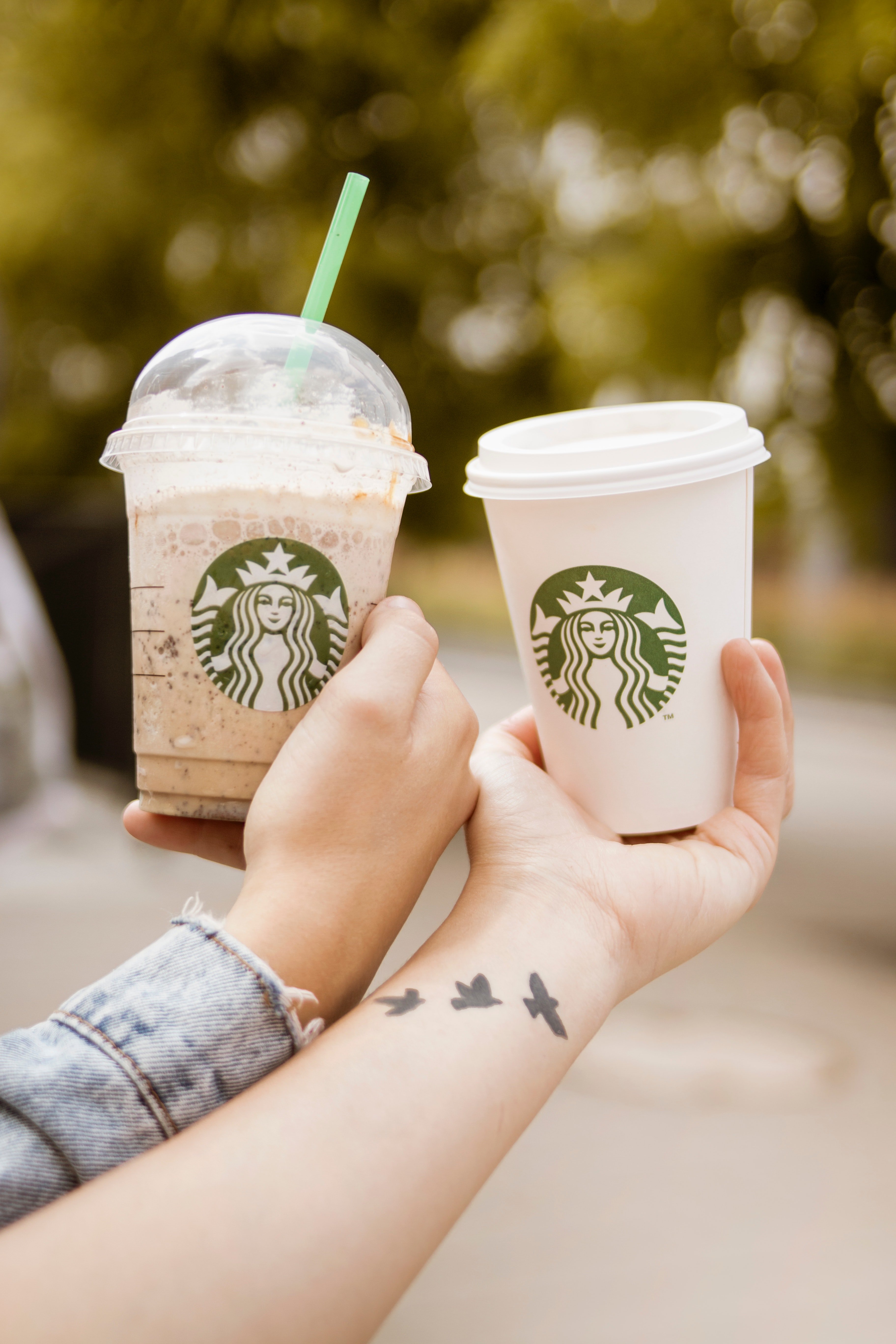 persons holding starbucks cups 2727179jpg?width=1280&height=854&fit=crop&auto=webp&dpr=4