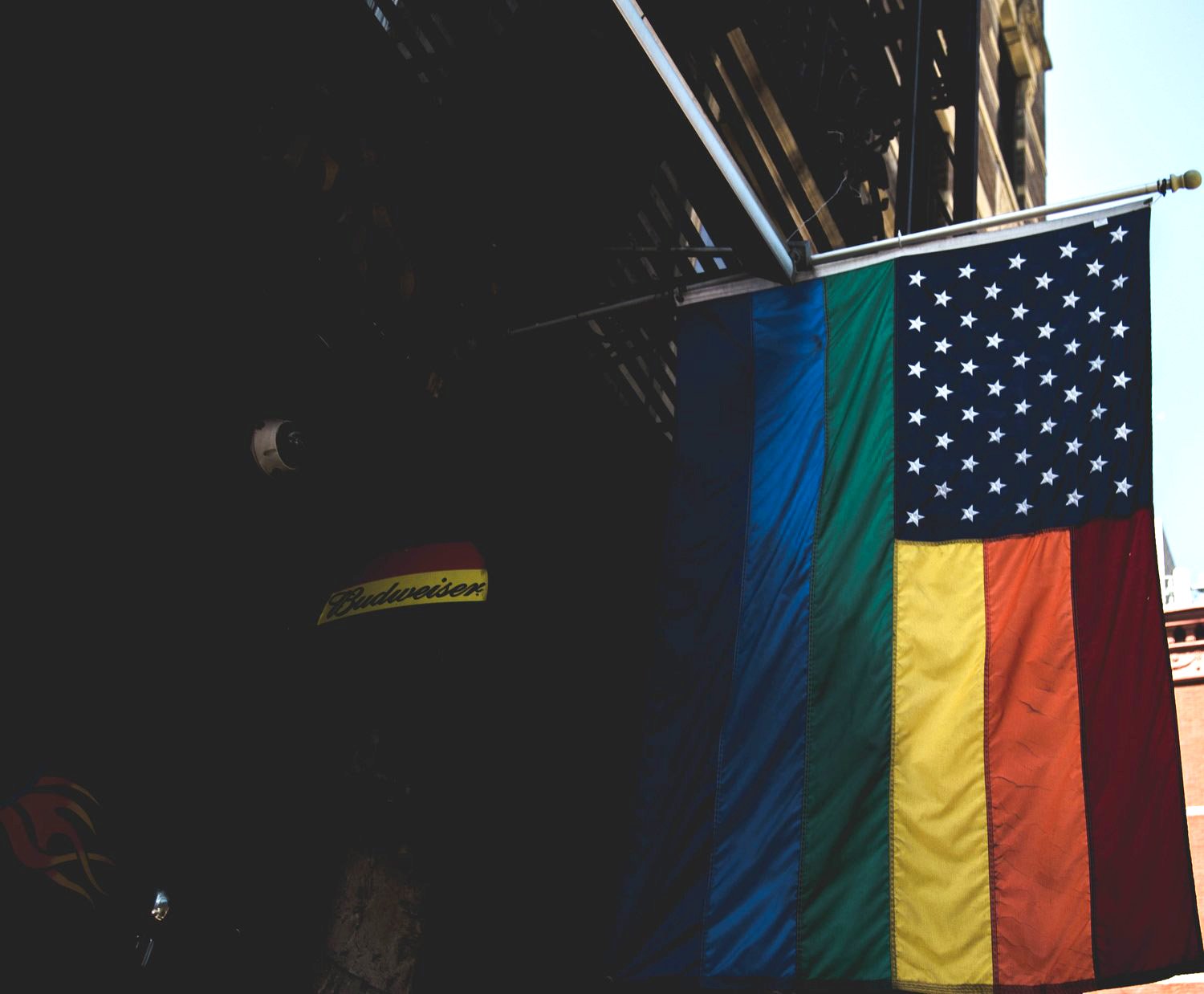 administration building ceremony 1467590jpg?width=698&height=466&fit=crop&auto=webp&dpr=4