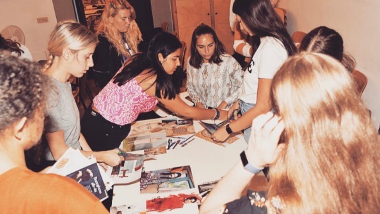 Untitled design 4png?width=698&height=466&fit=crop&auto=webp&dpr=4