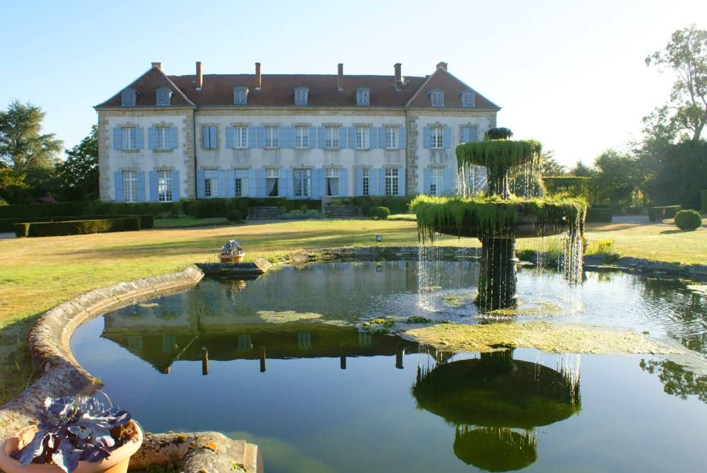 saintjunienlescombsjpg?width=698&height=466&fit=crop&auto=webp&dpr=4