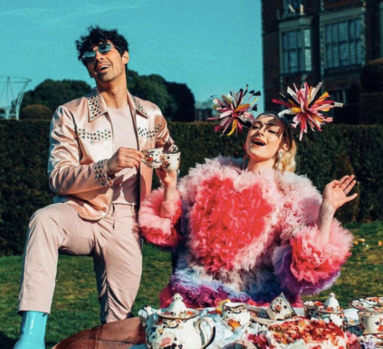 Webpnet resizeimagepng?width=698&height=466&fit=crop&auto=webp&dpr=4