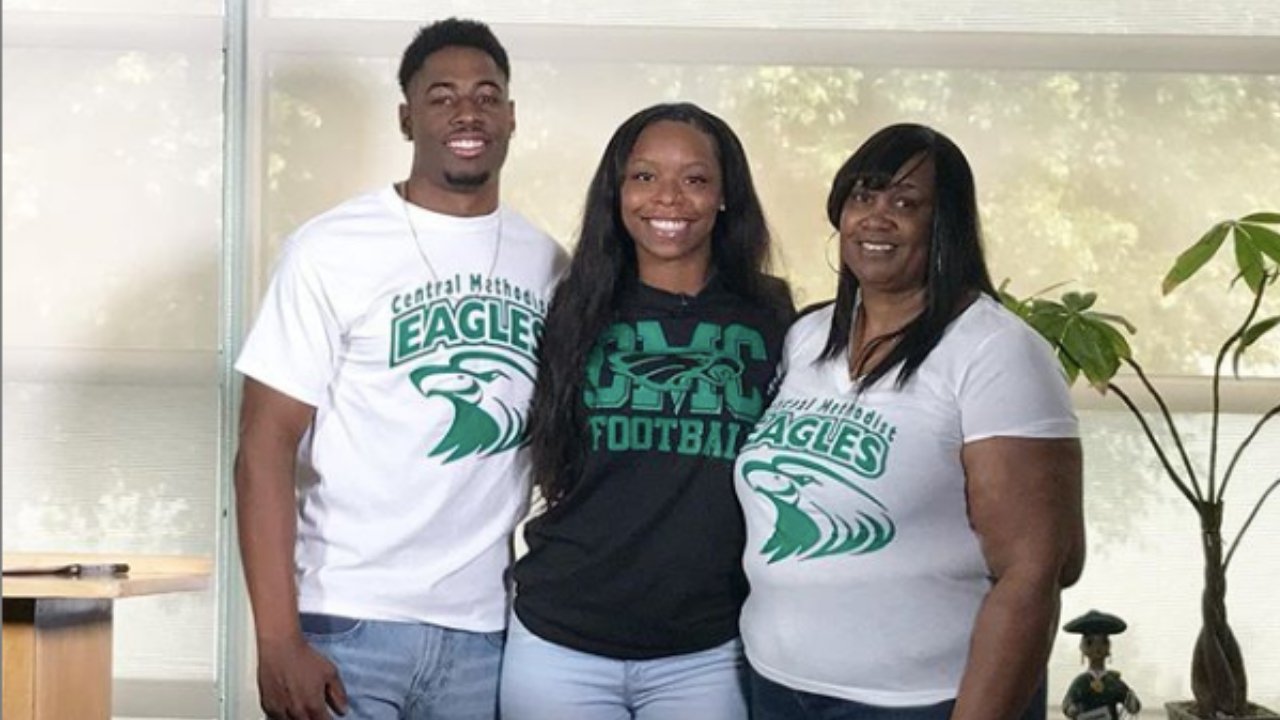 Untitled design 100png?width=698&height=466&fit=crop&auto=webp&dpr=4