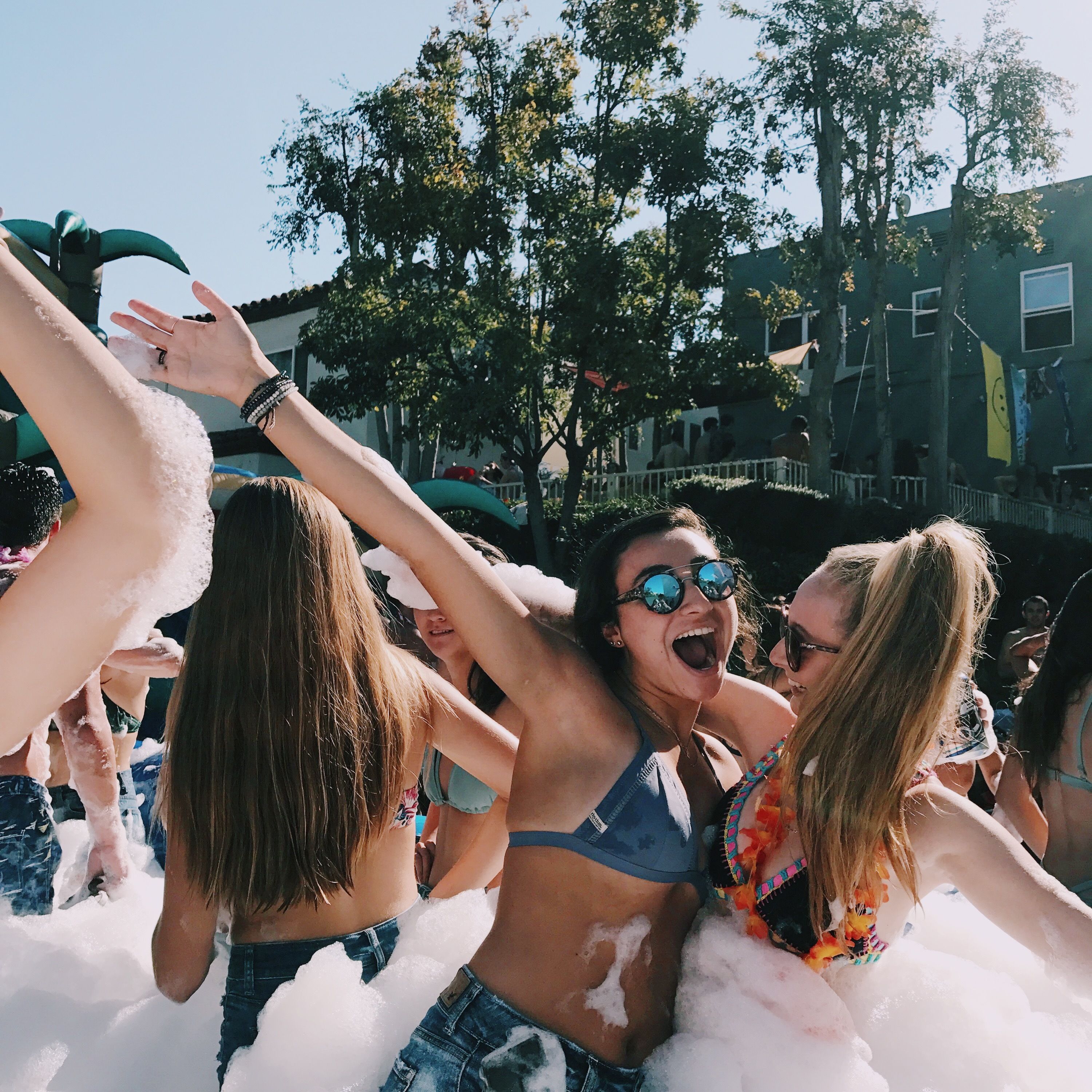 IMG 1712JPG?width=698&height=466&fit=crop&auto=webp&dpr=4