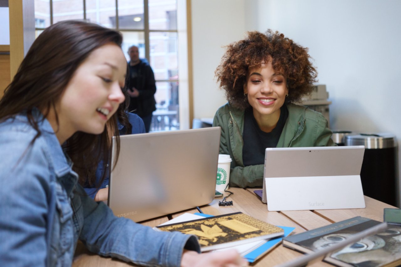 PreviewImage 2png?width=698&height=466&fit=crop&auto=webp&dpr=4