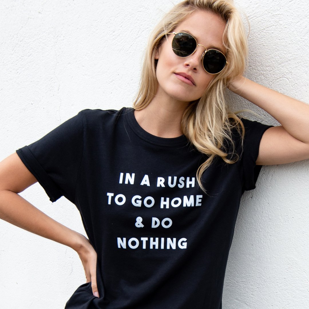 in a rush to go home and do nothingjpg by LULUSIMONSTUDIO?width=698&height=466&fit=crop&auto=webp&dpr=4