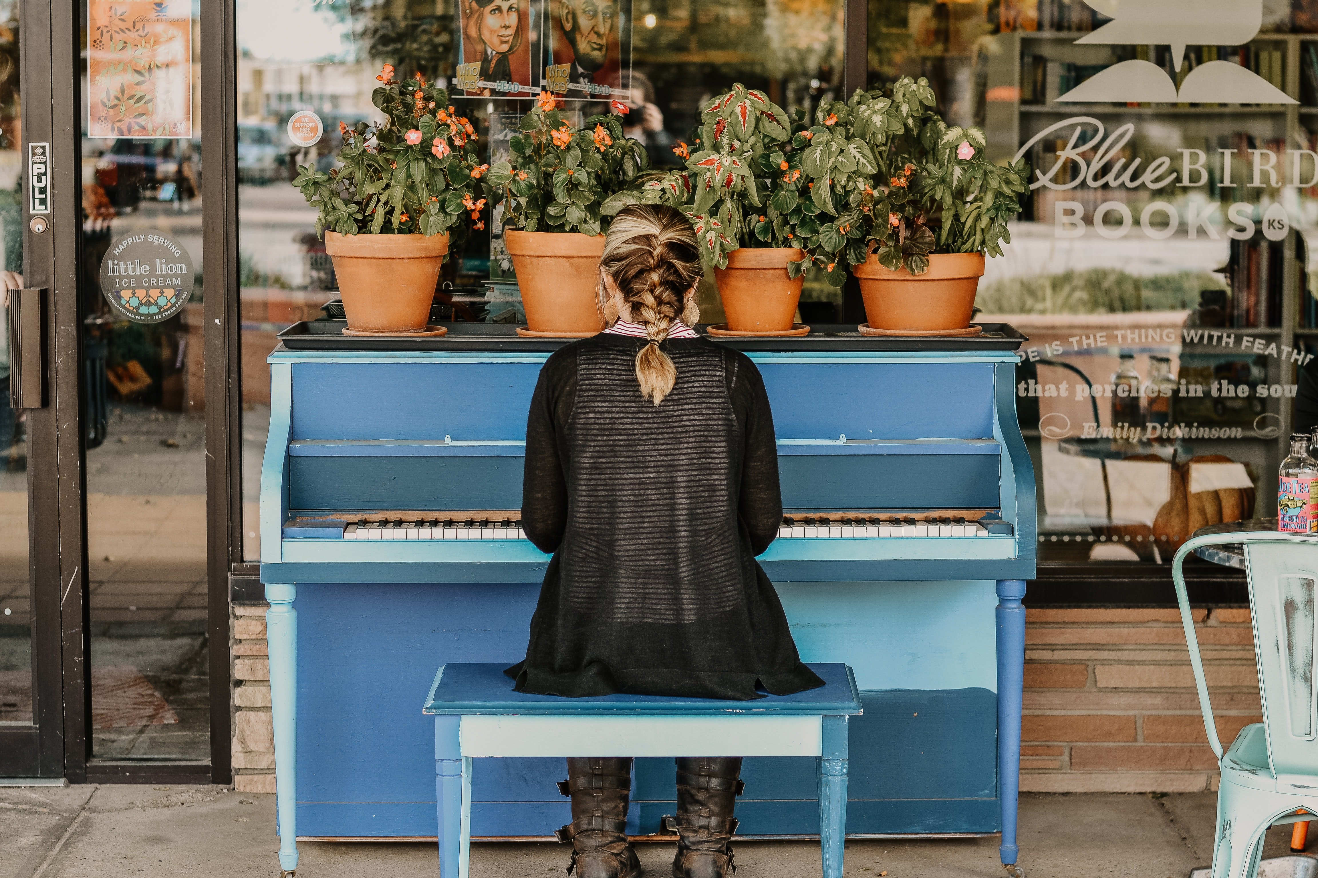 woman playing piano