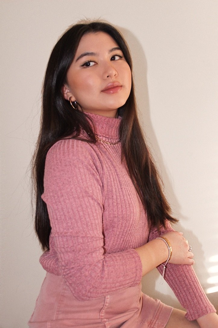 monochromatic outfit