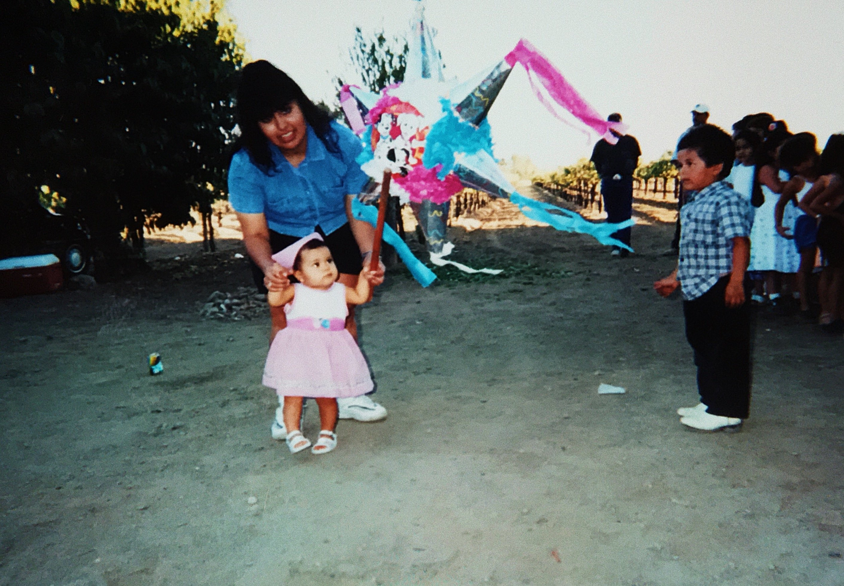 mom and daughter - pinata