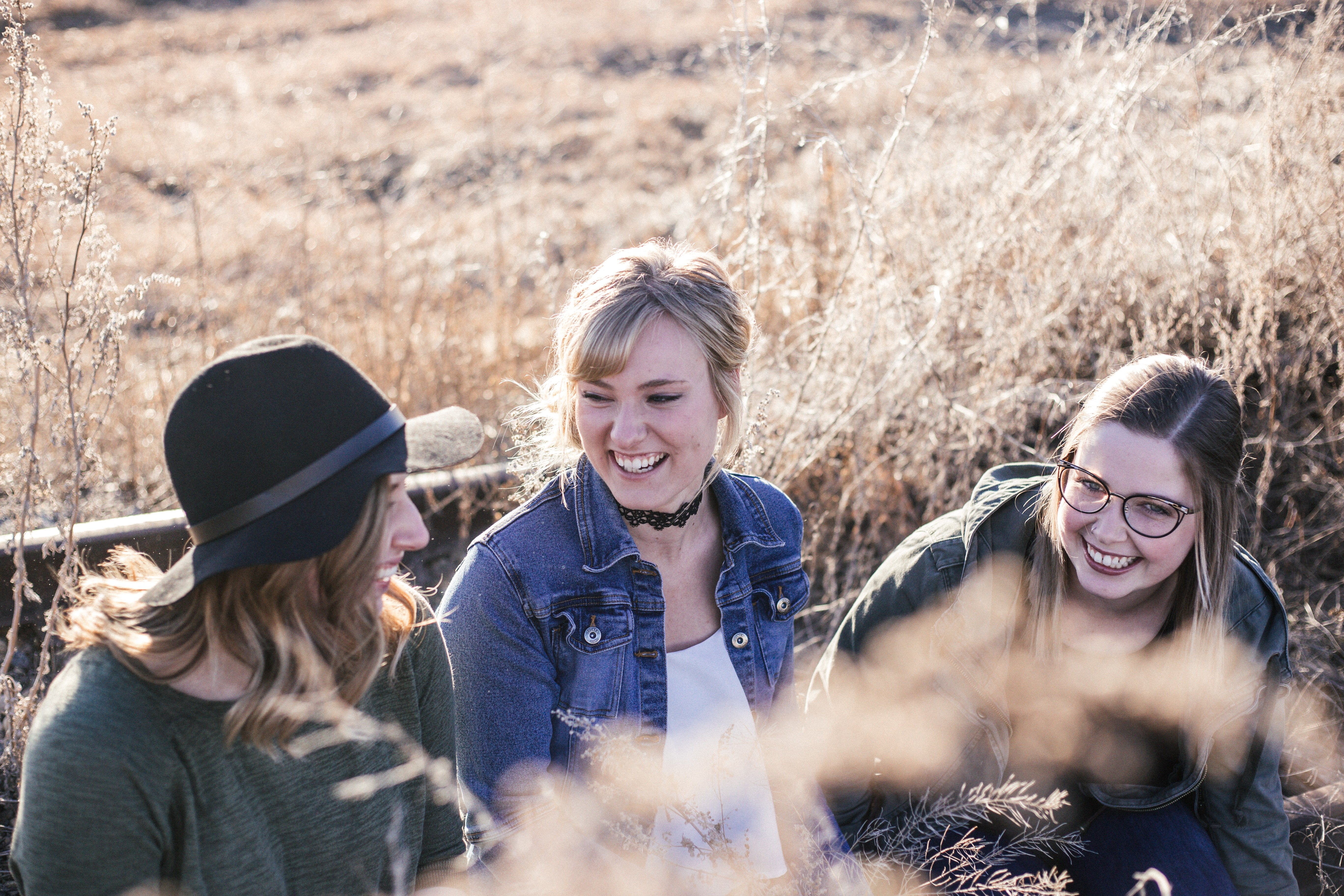 three women taking a groupie