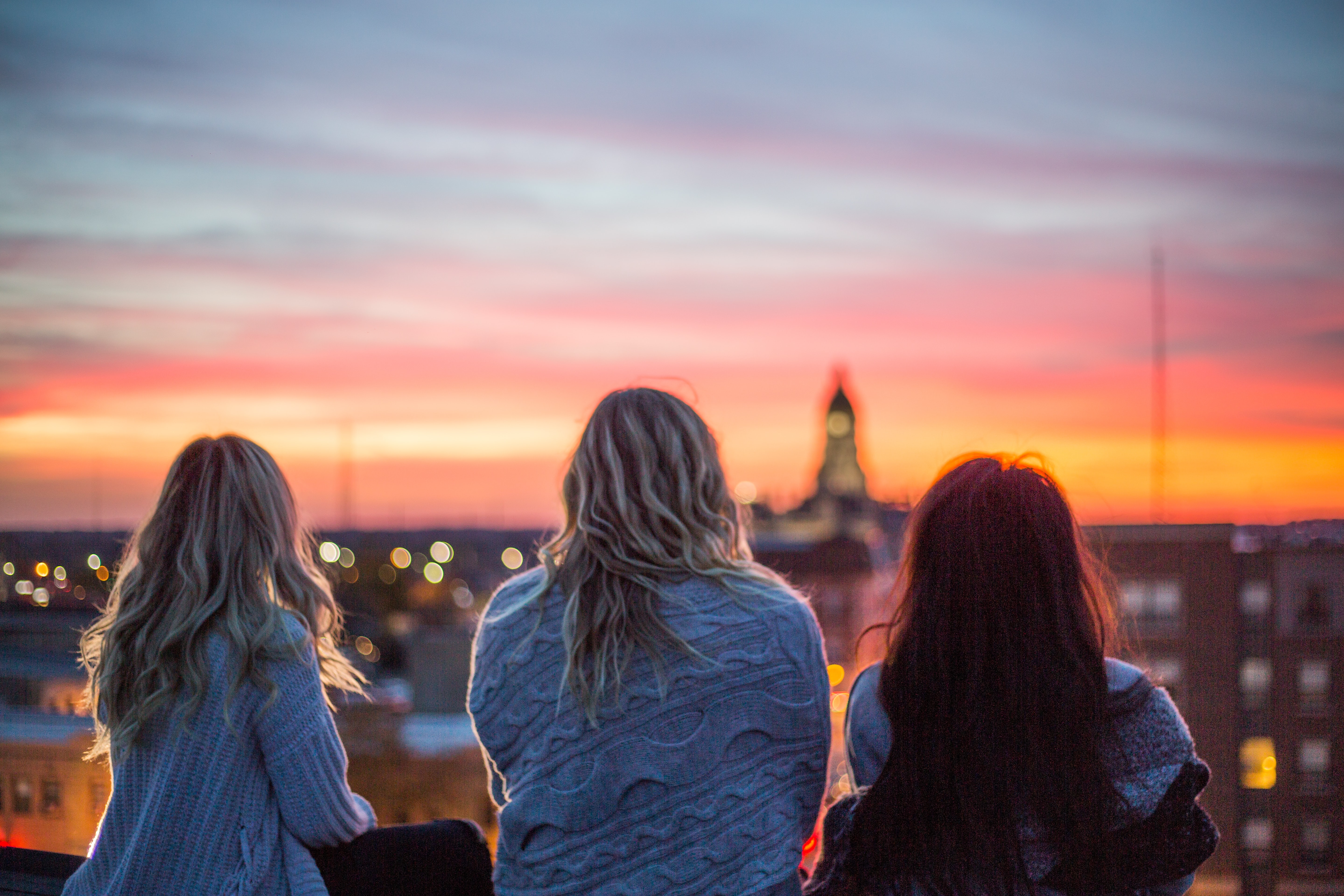 courtney cook uoHvtkDcH8M unsplash?width=698&height=466&fit=crop&auto=webp&dpr=4