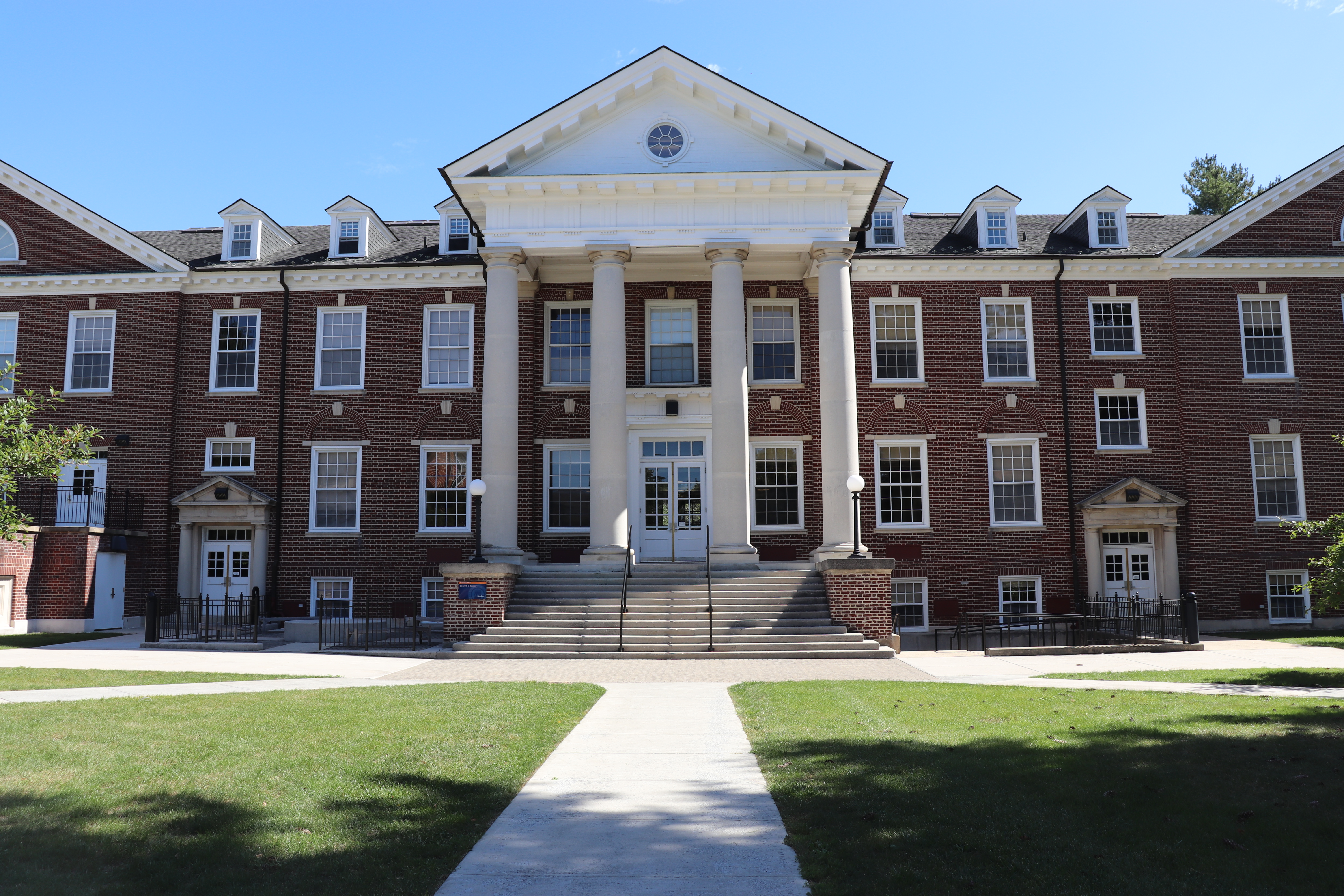 img 2815jpg by Original Photo by Madeline Platt?width=698&height=466&fit=crop&auto=webp&dpr=4