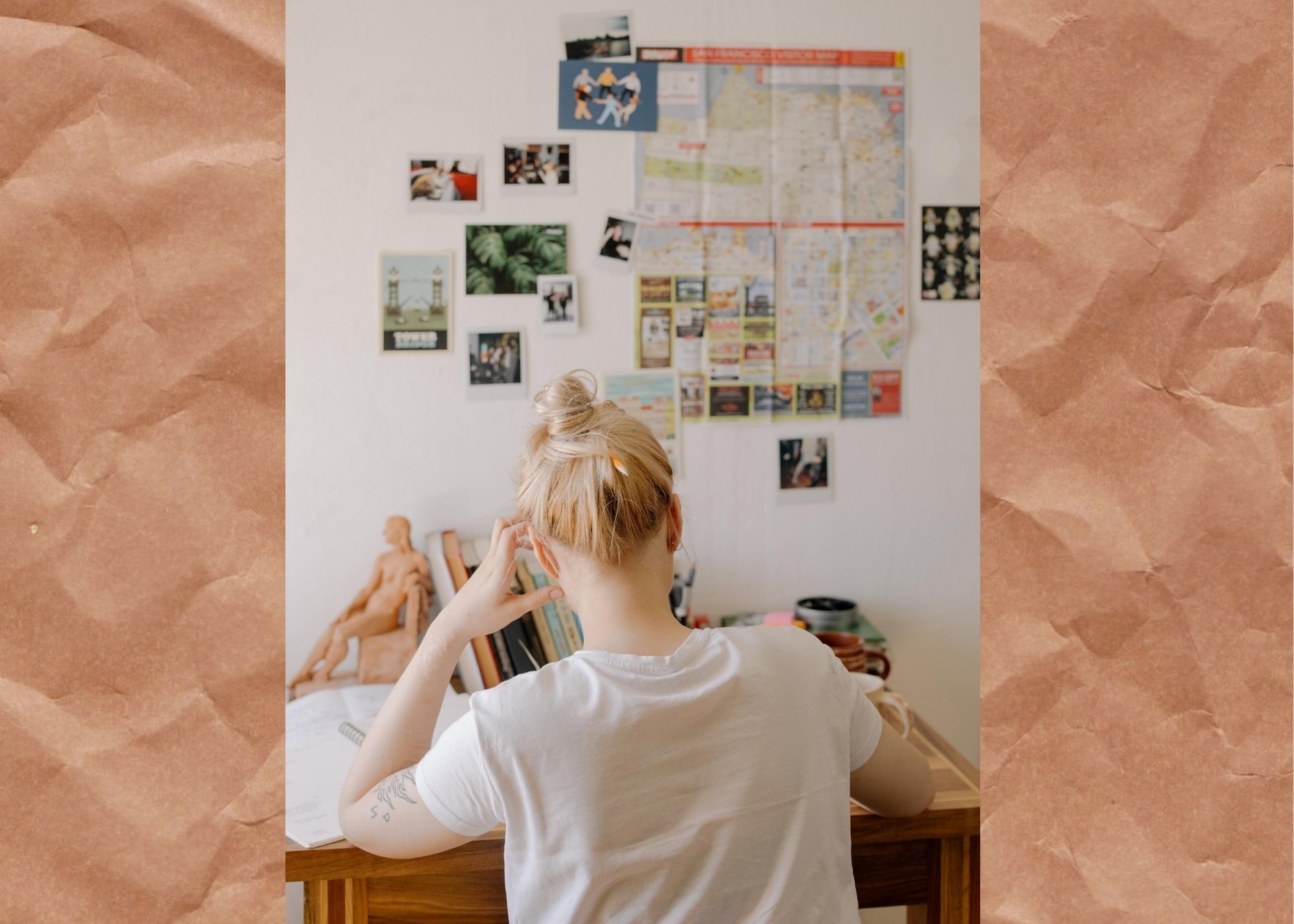 freshman year things to dopng by Canva