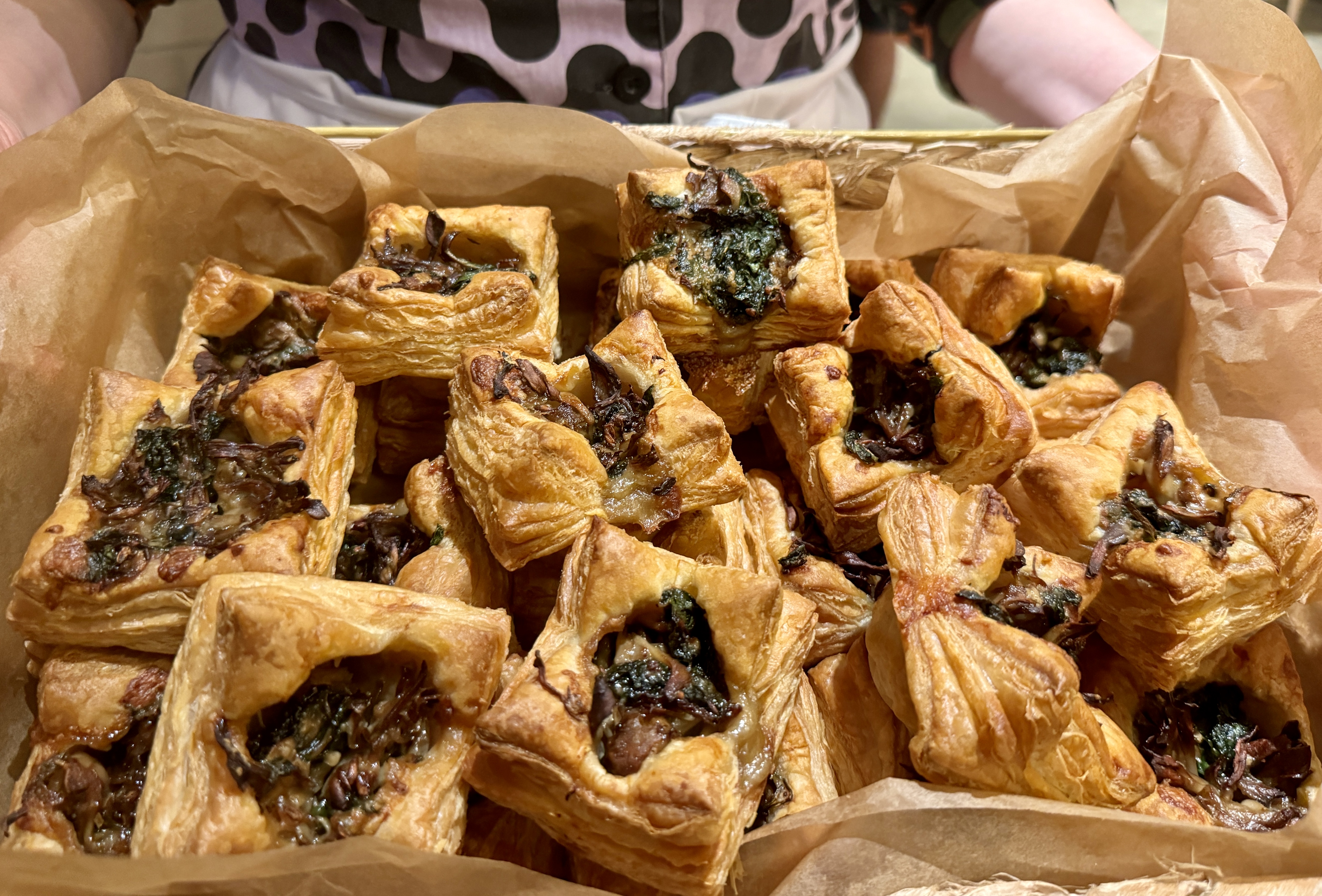 Maitake spinach puff