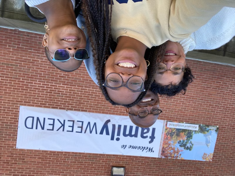 Family picture during parents weekend