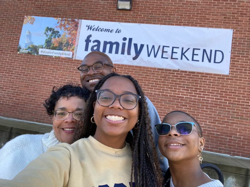 Family picture during parents weekend