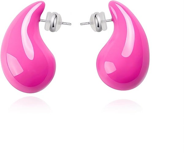 Lcherry pink drop earrings.
