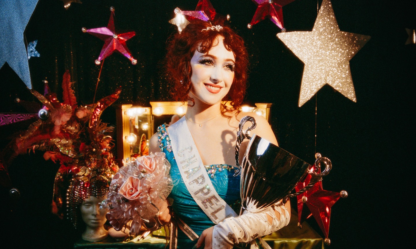 Chappell Roan\'s album cover: The Rise and Fall of a Midwest Princess