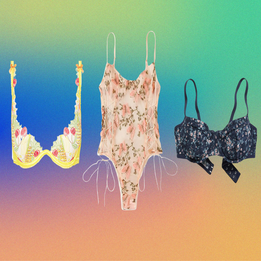 Flowery lingerie on sale