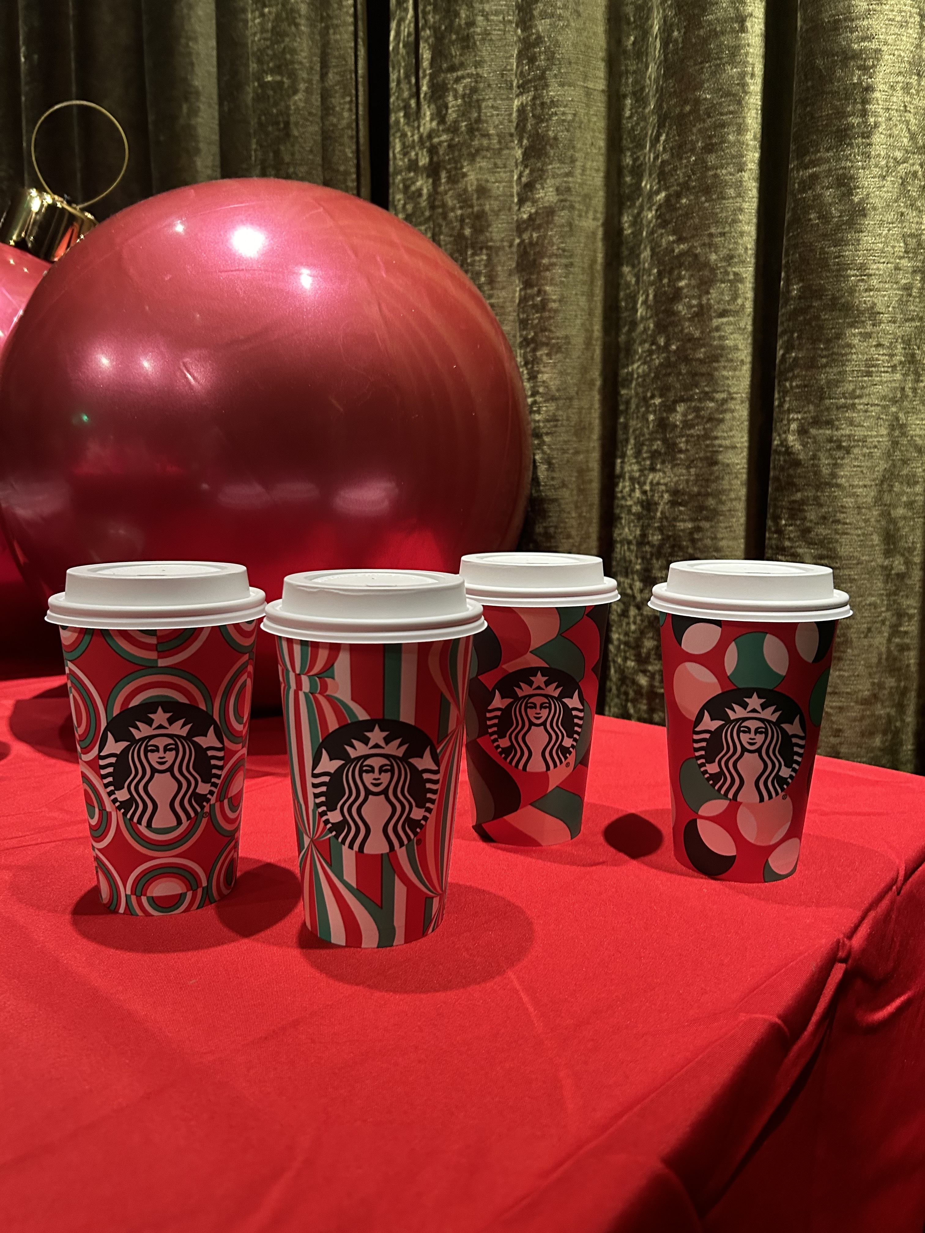 starbucks holiday menu