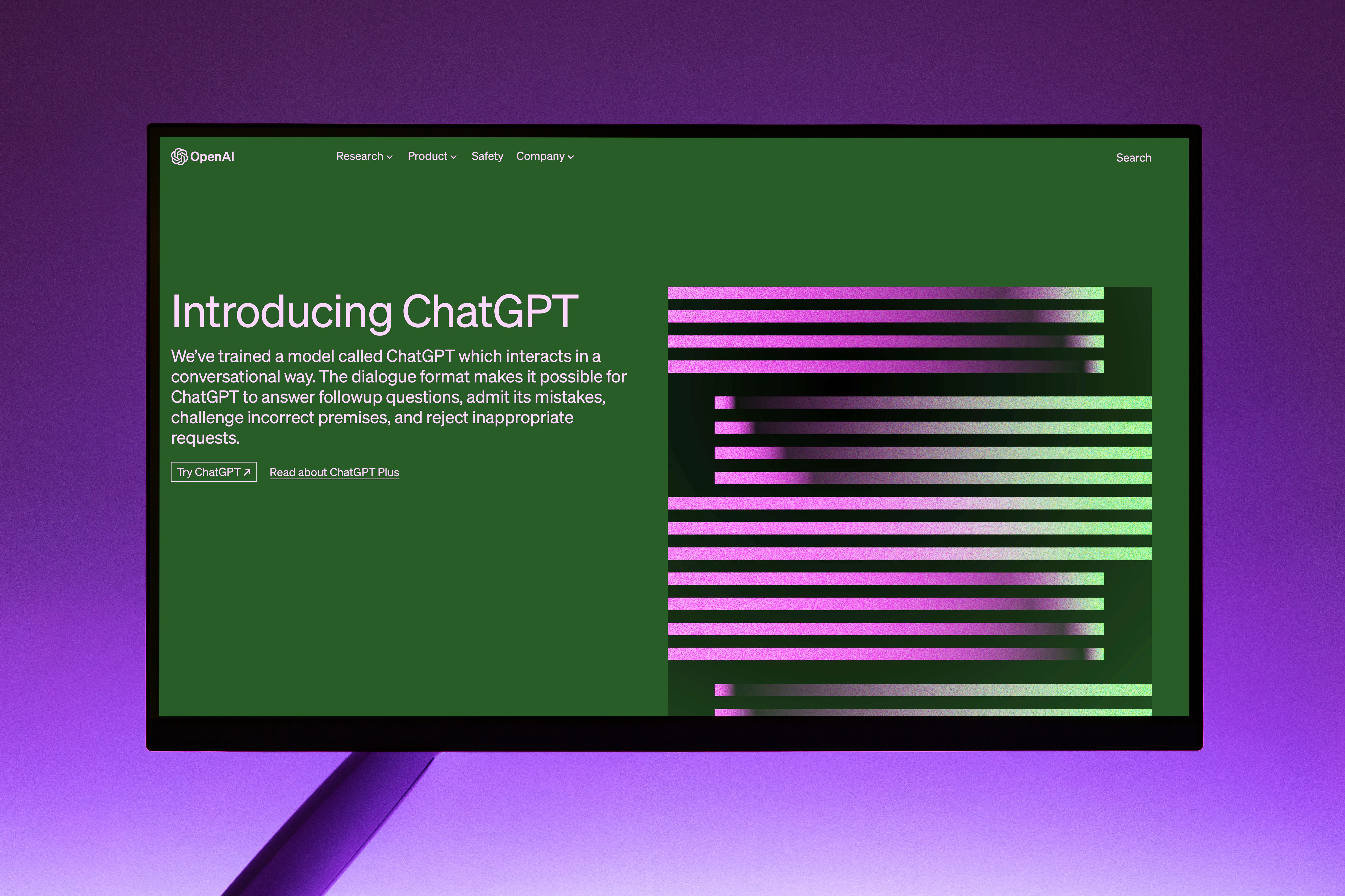 Display of CHATGPT with the text \"Introducing CHATGPT\" on the site OpenAI.