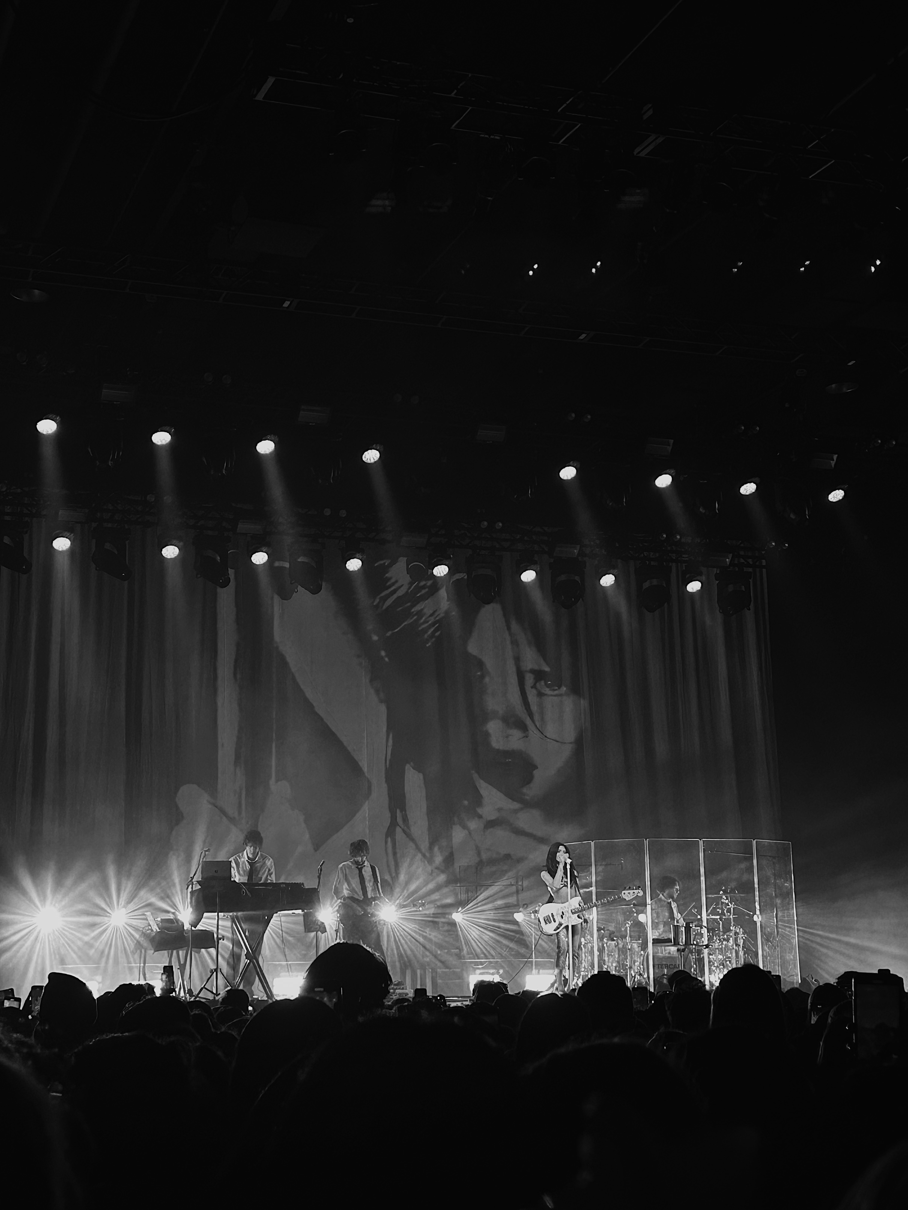 Nessa Barret Concert opener