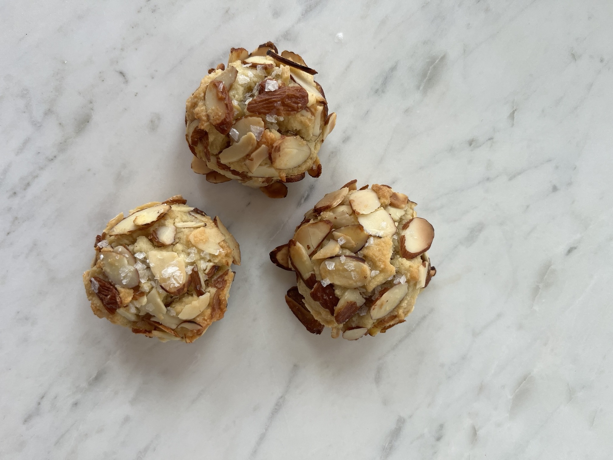 Rum-butter almond cookies