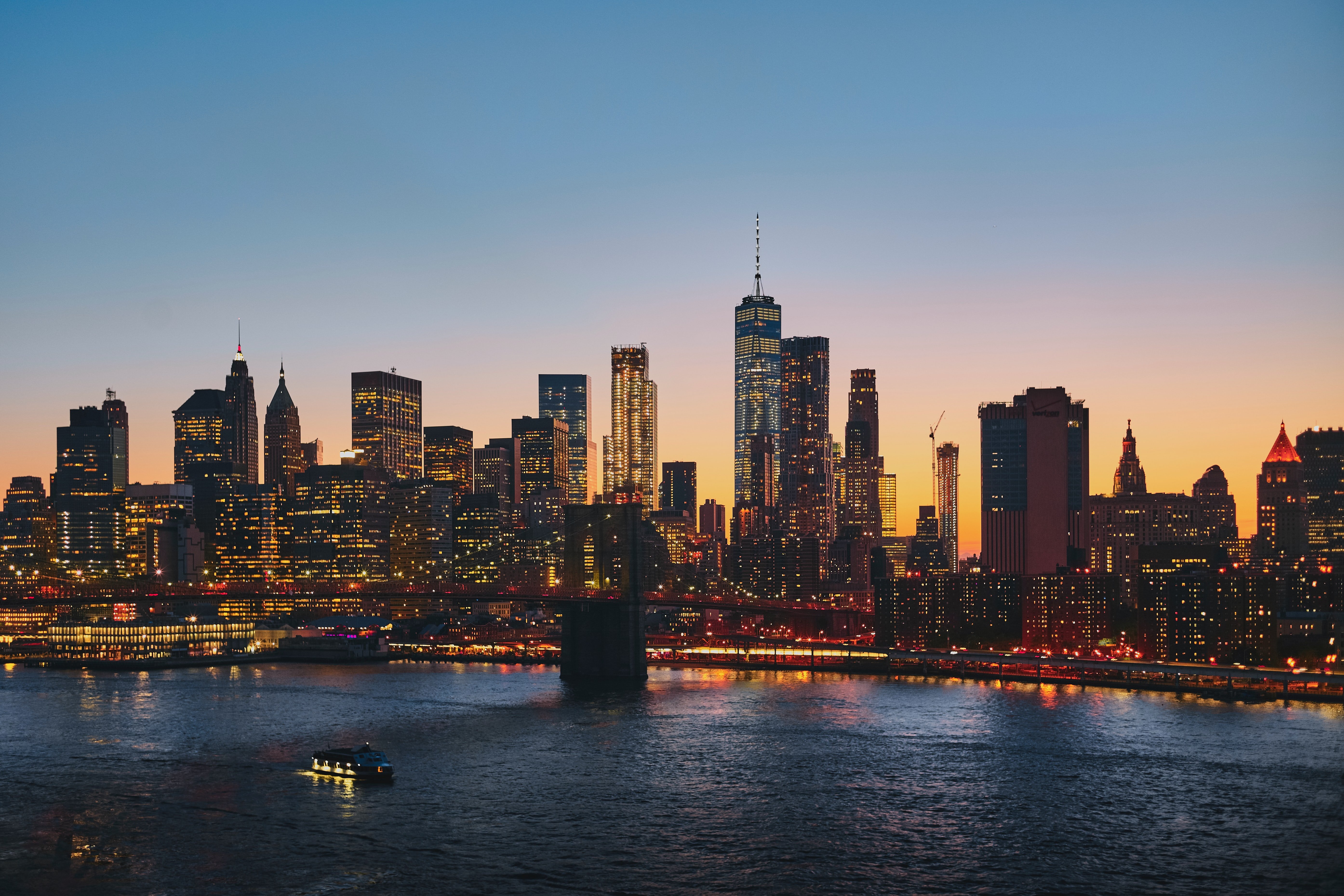 skyline of New York at night