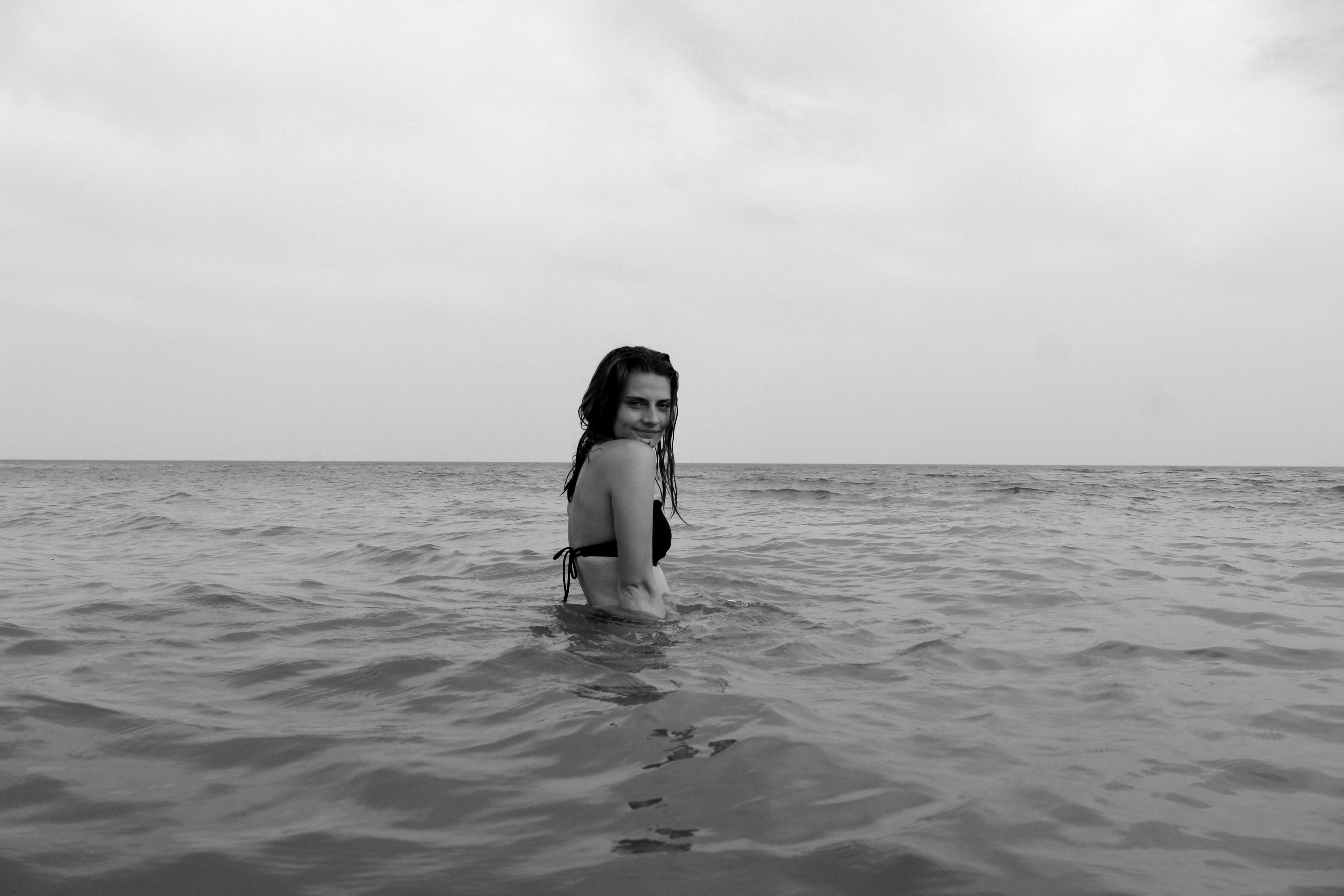 black and white girl in water by Lauren Hammett?width=698&height=466&fit=crop&auto=webp&dpr=4