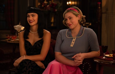 betty and veronica in the riverdale series finale
