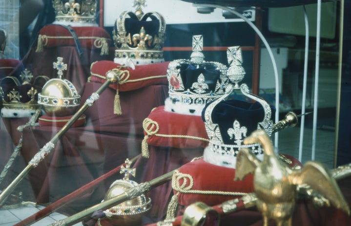 Crowns and scepters from the British Monarchy