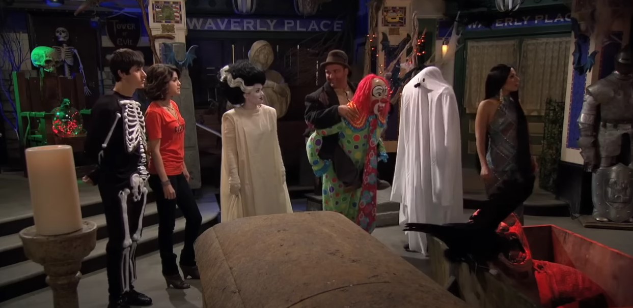 wizardswaverlyplacejpg by Disney ChannelYoutube?width=698&height=466&fit=crop&auto=webp&dpr=4